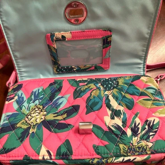 Vera Bradley Crossbody - Picture 7 of 8